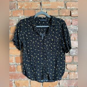 🎂 🌷 3/$30 🎉 🌟 Abercrombie & Fitch Black and Yellow Floral Button Down Shirt
